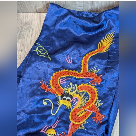 Golden Dragon Bathrobe Kimono Size Large Blue Silky Vintage - Picture 12 of 12